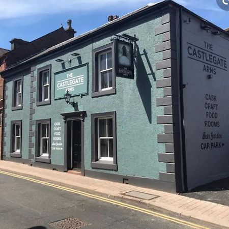 彭里斯 The Castlegate Arms酒店 外观 照片