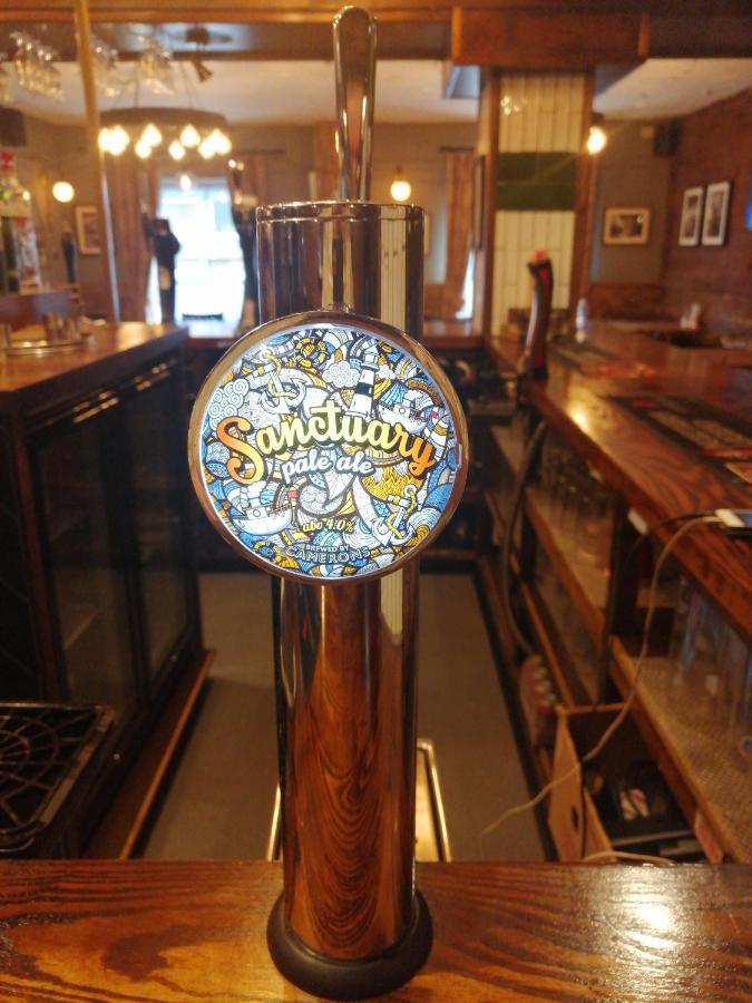 彭里斯 The Castlegate Arms酒店 外观 照片